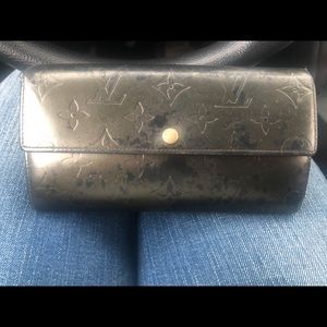 Louis Vuitton Vernis Wallet